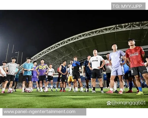 今晚足球盛宴即将开启球迷们准备好迎接激情对决了吗 今晚足球盛宴即将开启球迷们准备好迎接激情对决了吗